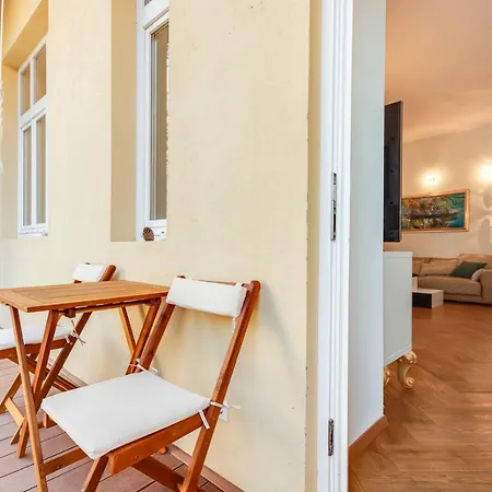 And Luxurious Beethovnova Appartement