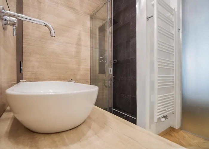 And Luxurious Beethovnova * Lublaň