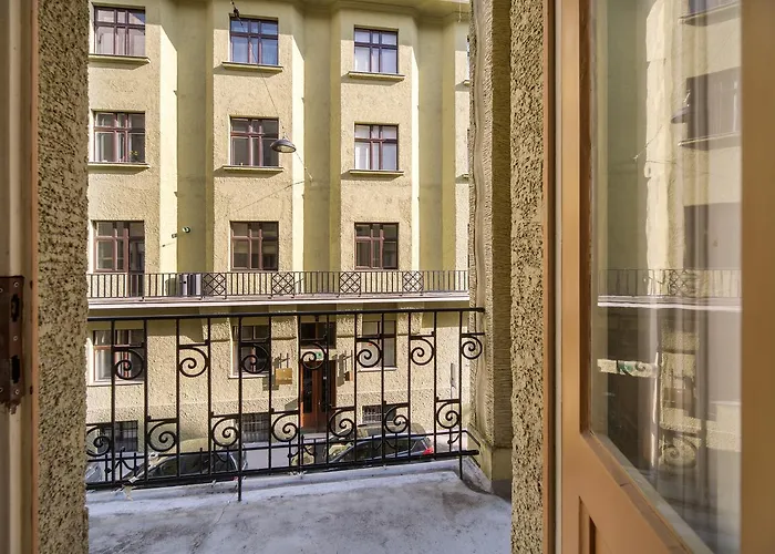 And Luxurious Beethovnova Apartment