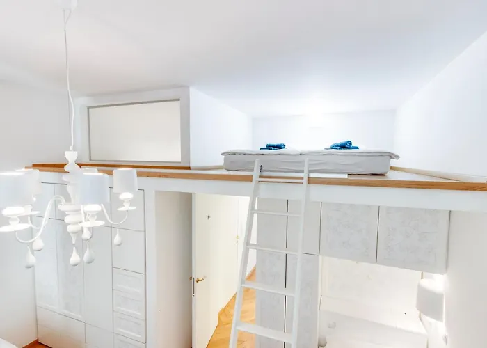 Apartment And Luxurious Beethovnova