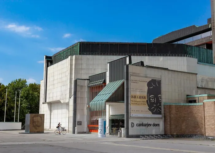 And Luxurious Beethovnova * Lublaň