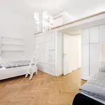 Διαμέρισμα And Luxurious Beethovnova Λιουμπλιάνα